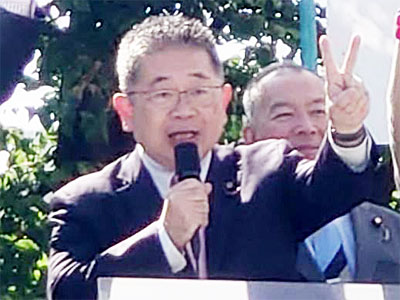 �k�����E���r���L�ǒ��̉����Ɋ��҂ƔM�C�@10/12